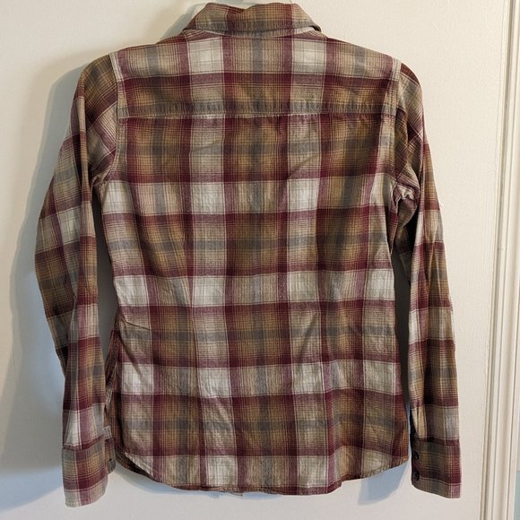 Eddie Bauer Flannel Button-up in Plum, XS - Picture 4 of 7